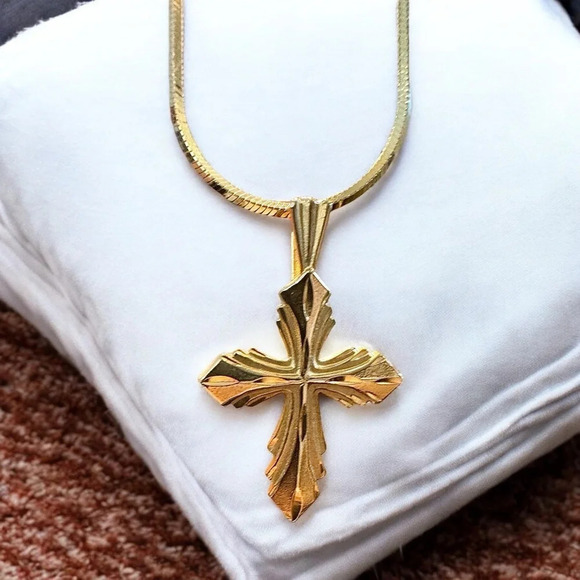 💛✨14K Yellow Gold Diamond-Cut Cross Slide Pendant Necklace - Picture 9 of 13